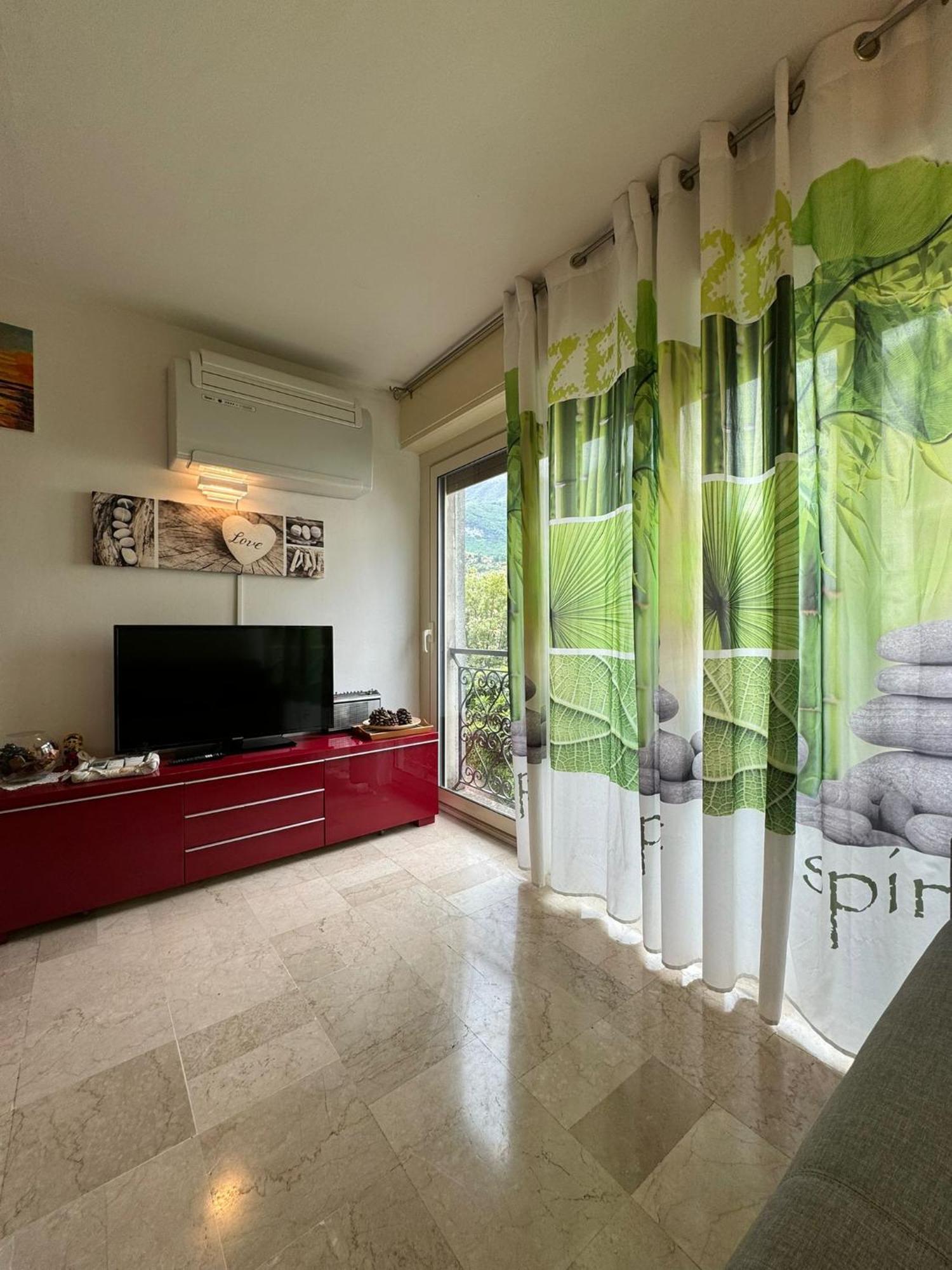 Appartamento Lido 'With Parking Space Included' Toscolano Maderno Exterior photo