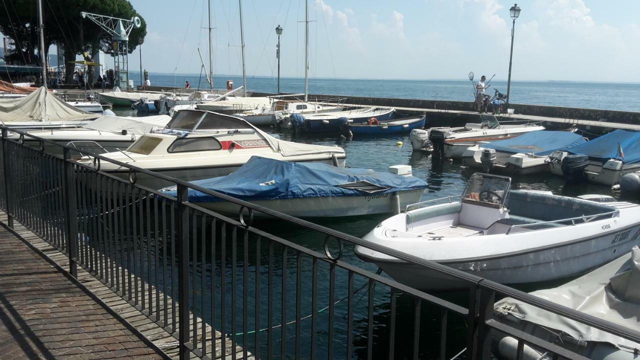 Appartamento Lido 'With Parking Space Included' Toscolano Maderno Exterior photo