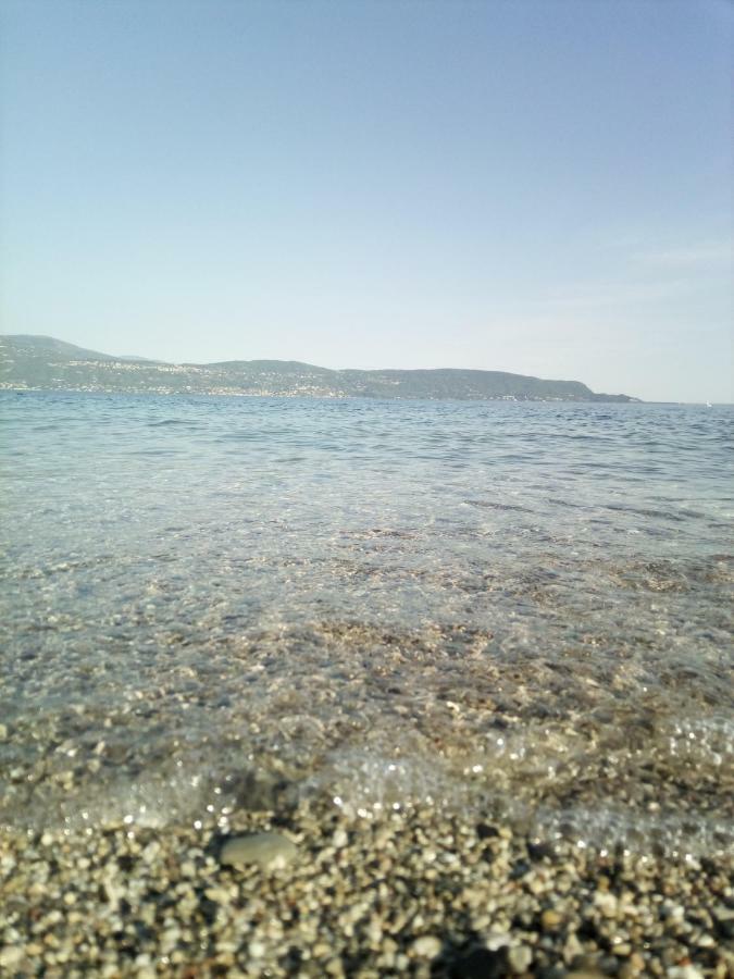 Appartamento Lido 'With Parking Space Included' Toscolano Maderno Exterior photo